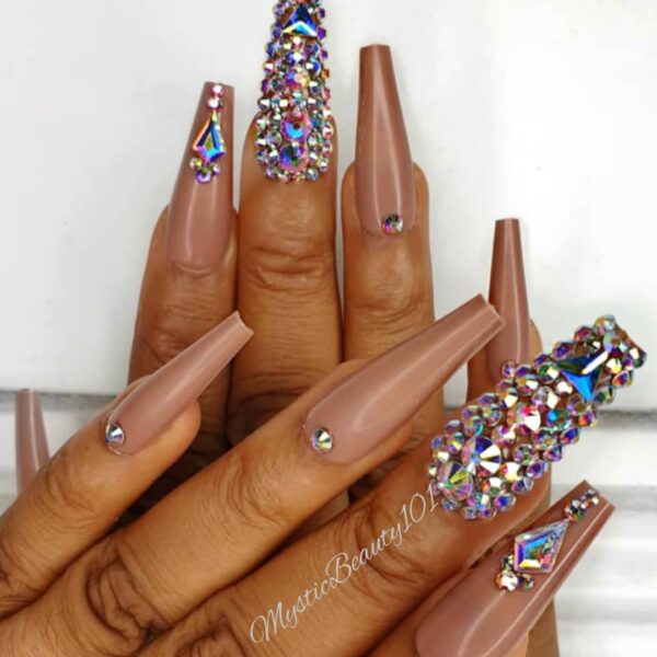 Luxury Press-On Nails…..Say Hi To Milan!